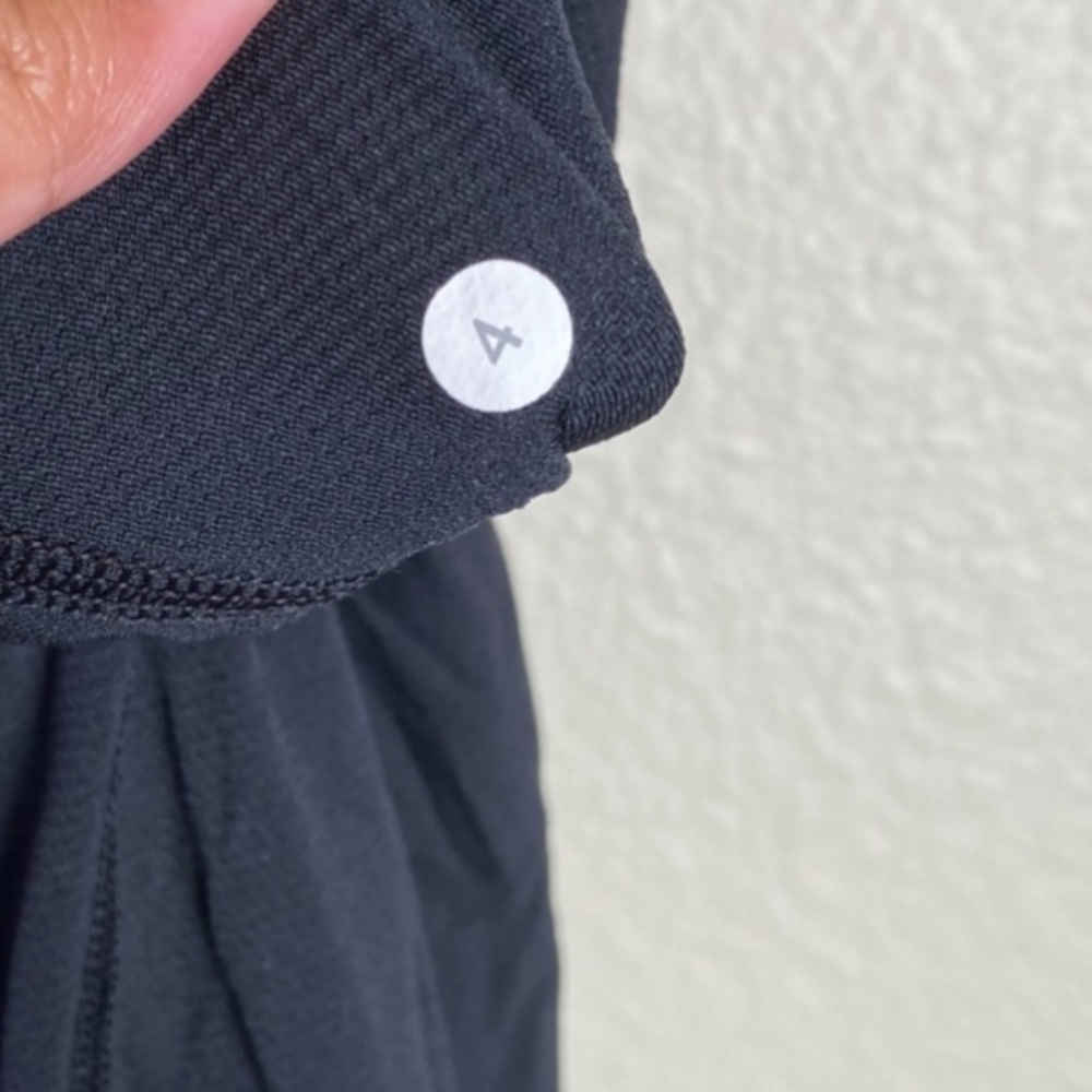 Lululemon tame me tank parallel stripe black - Picture 2 of 4